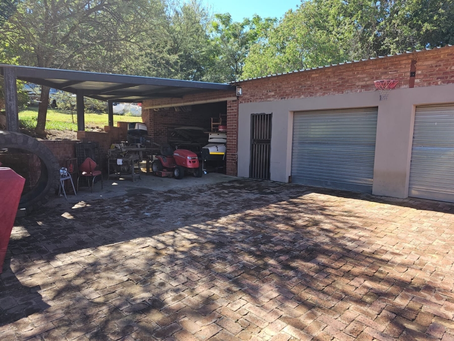 4 Bedroom Property for Sale in Rietfontein AH North West